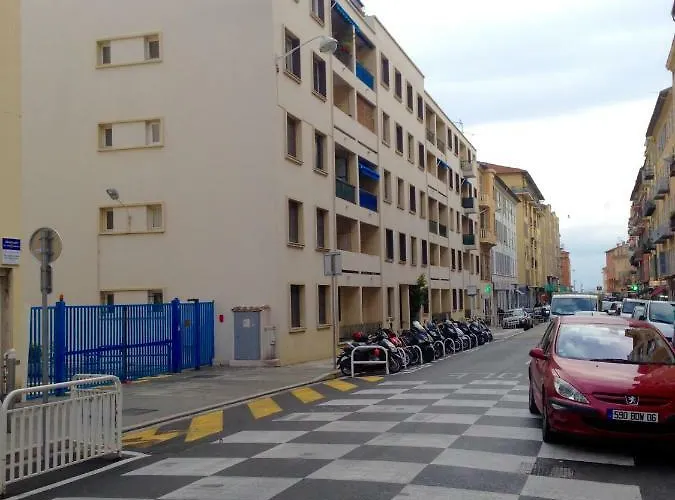 33 Apartamento