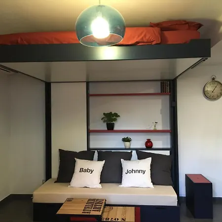 33 Apartament *
